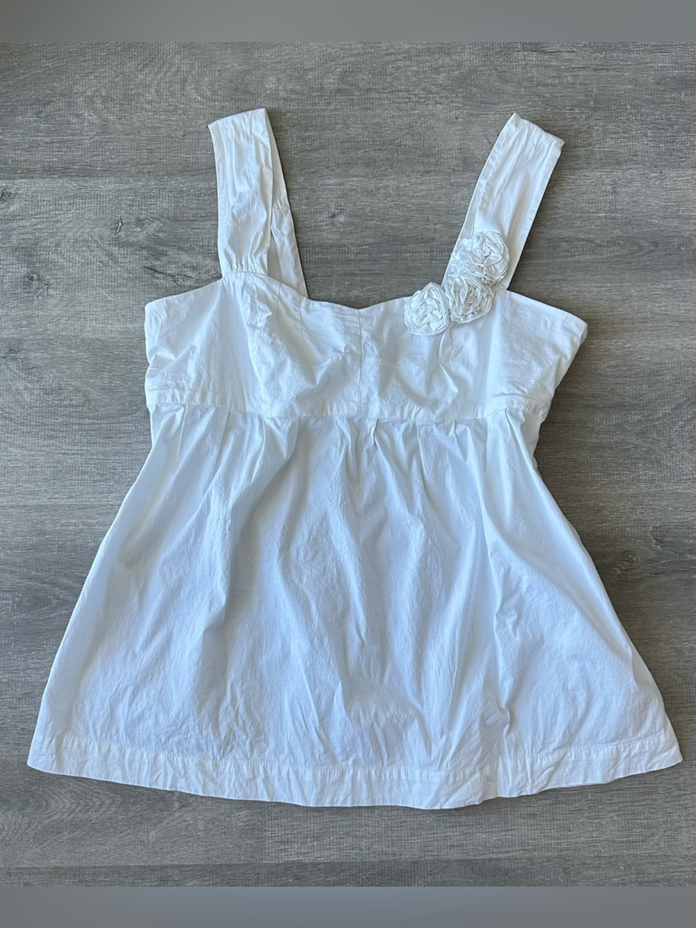 Jacob White Sleeveless Floral-Detail Babydoll Camisole coquette